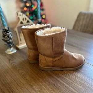 Women's Tan Winter Boots